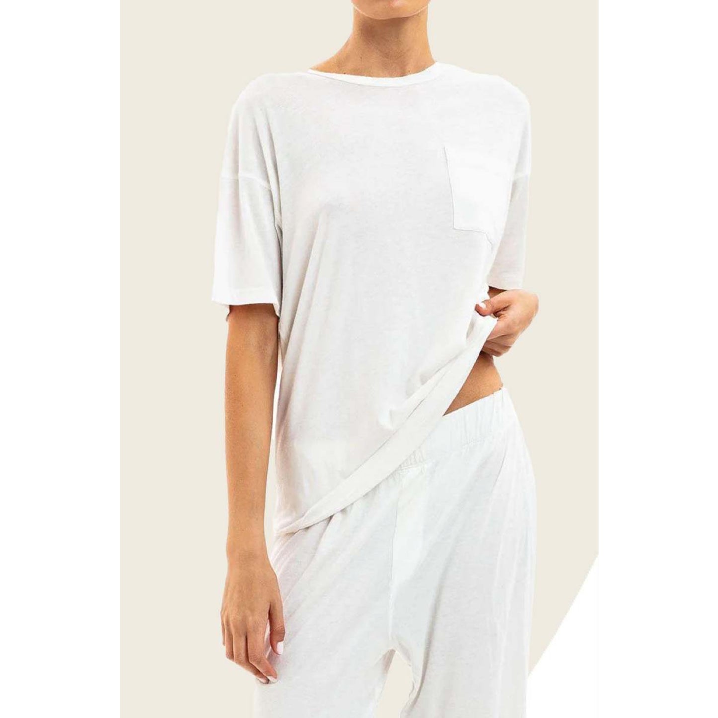 Éterne Boyfriend Pocket Tee