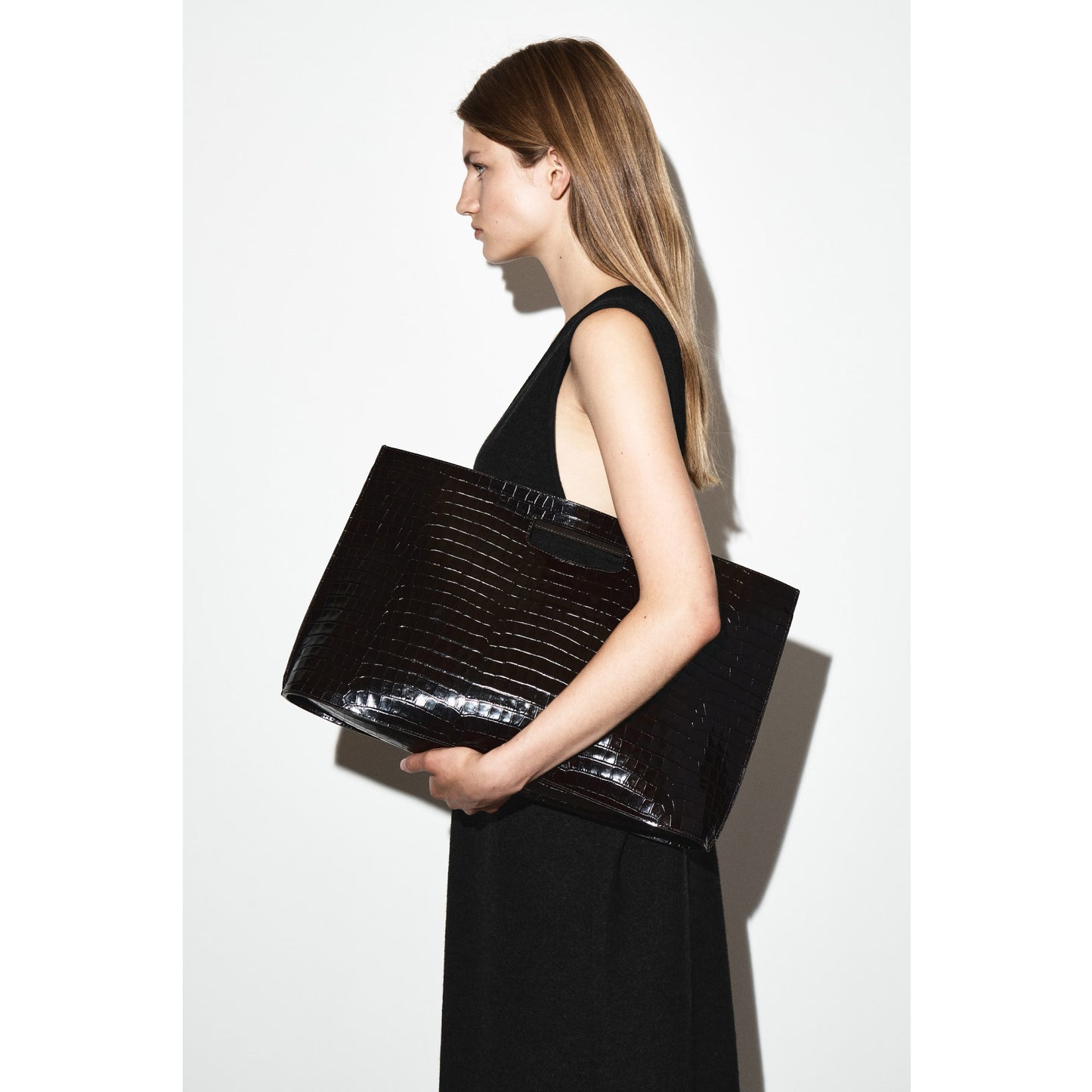 COS Folio Oversized Bag
