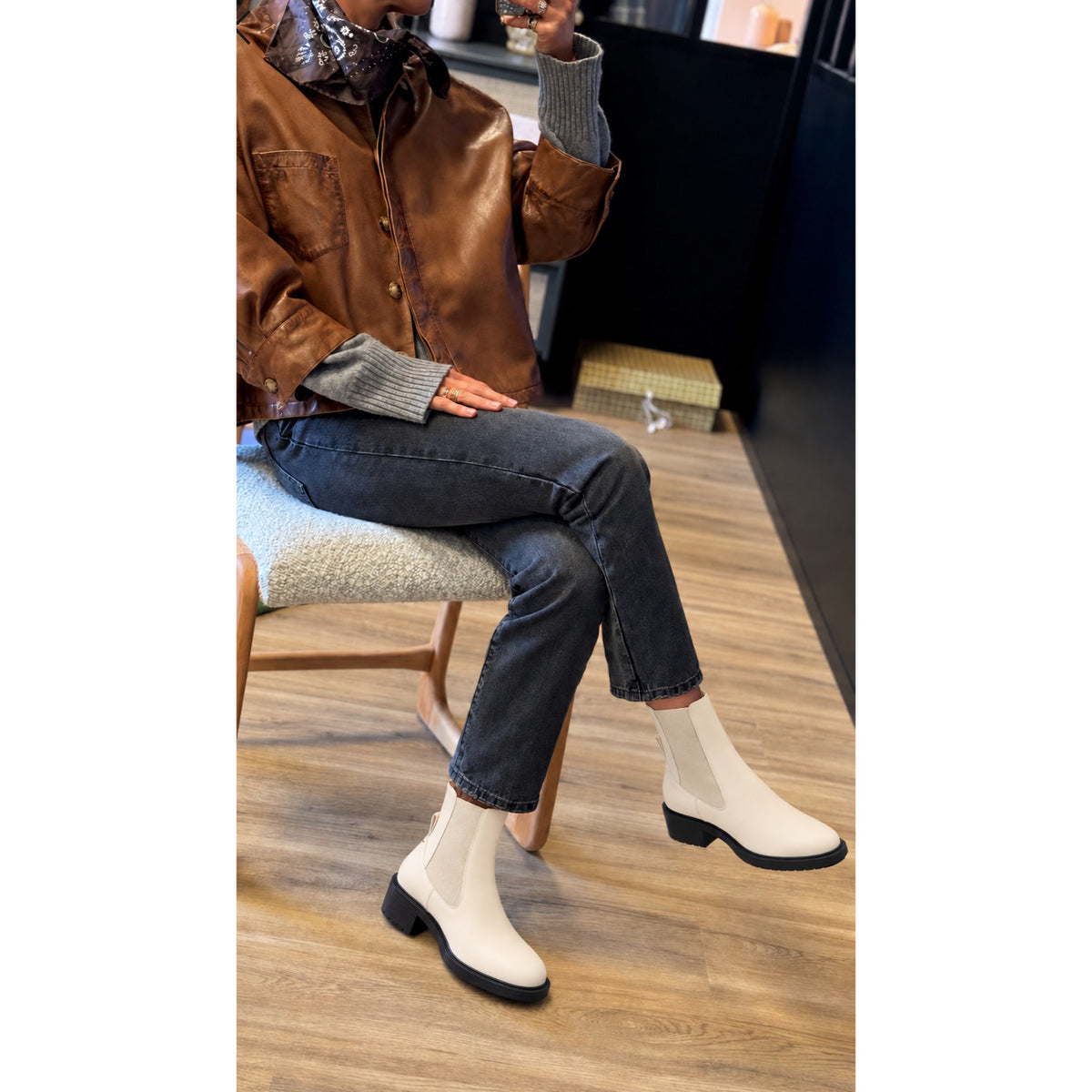 Aeyde Leather Chelsea Boots