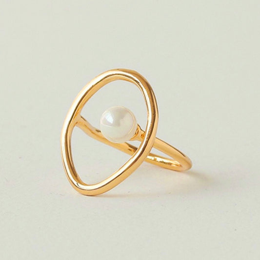 Gold Ring w/ Pearl