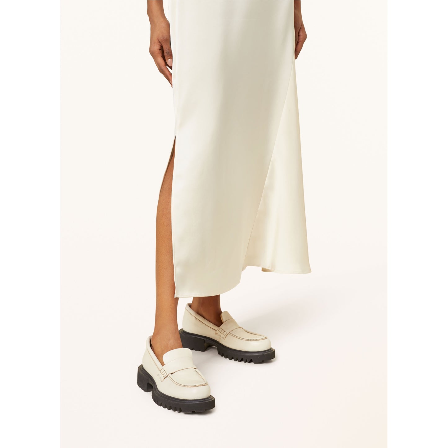 Max Mara Satin Skirt
