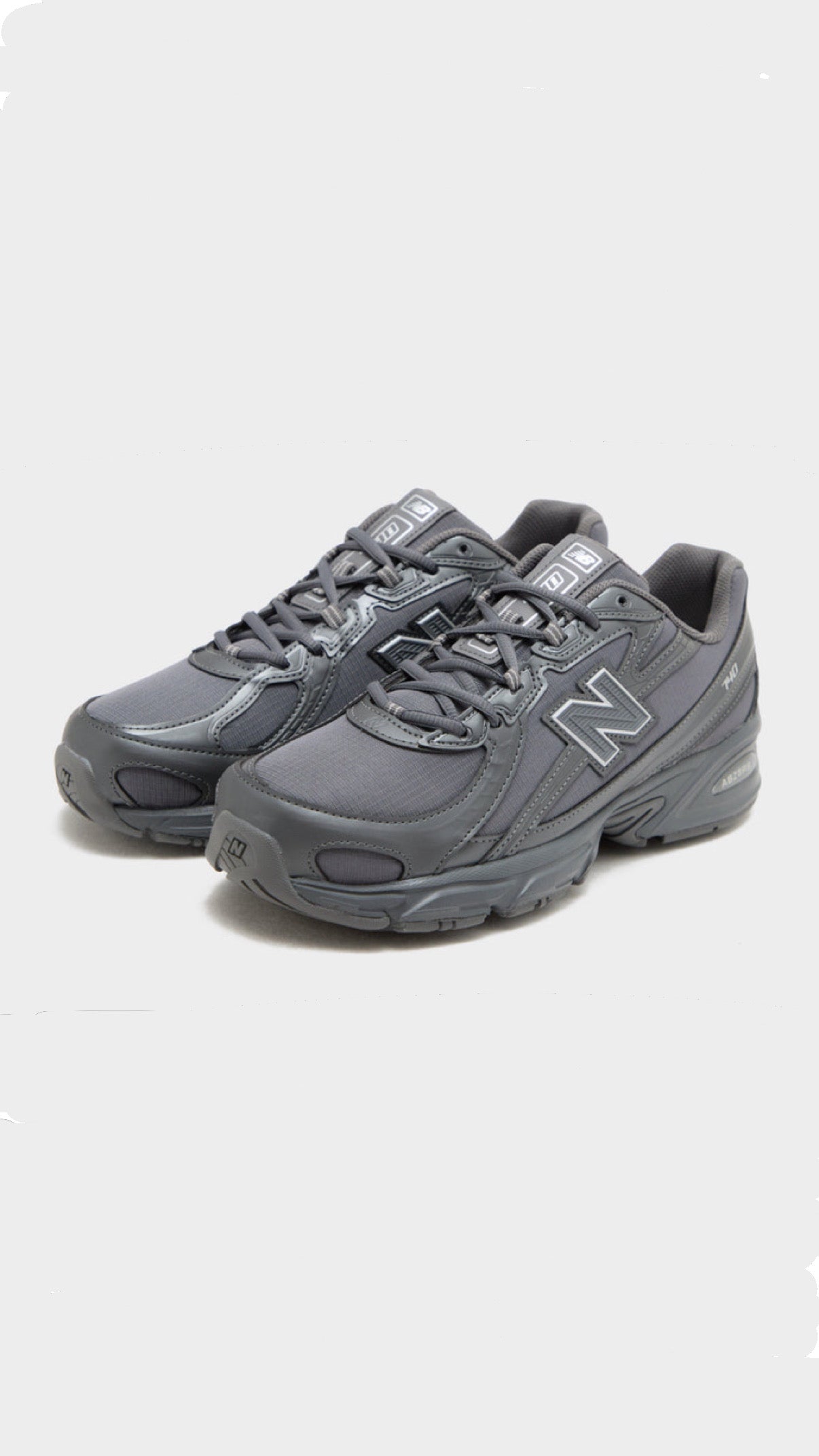 New Balance 740 Sneakers