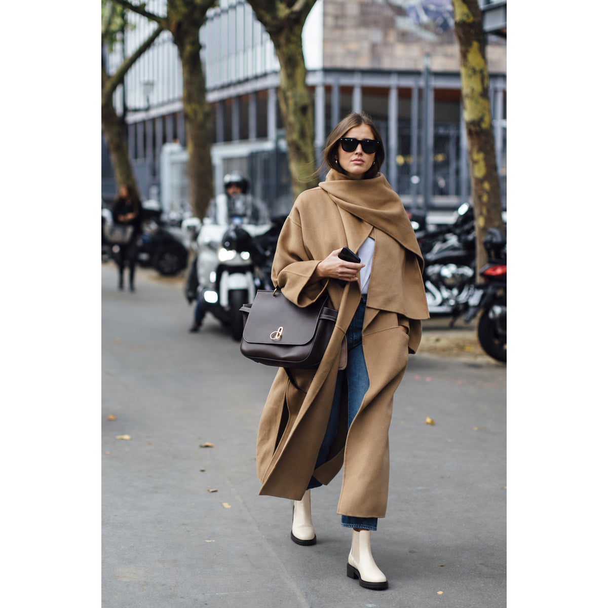 Aeyde Leather Chelsea Boots
