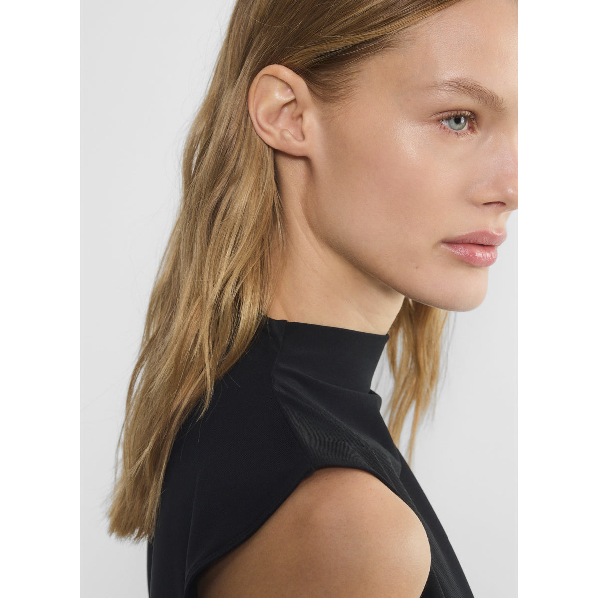 Aritzia Botanist Tank